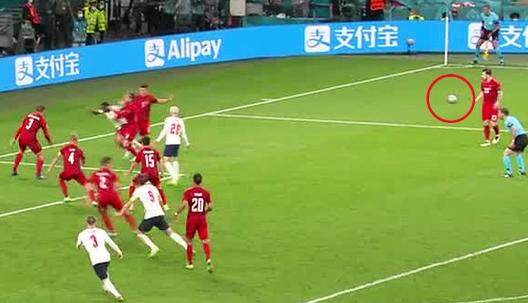 开云APP-英格兰制胜点球引争议 名宿直言误判社媒疯狂吐槽