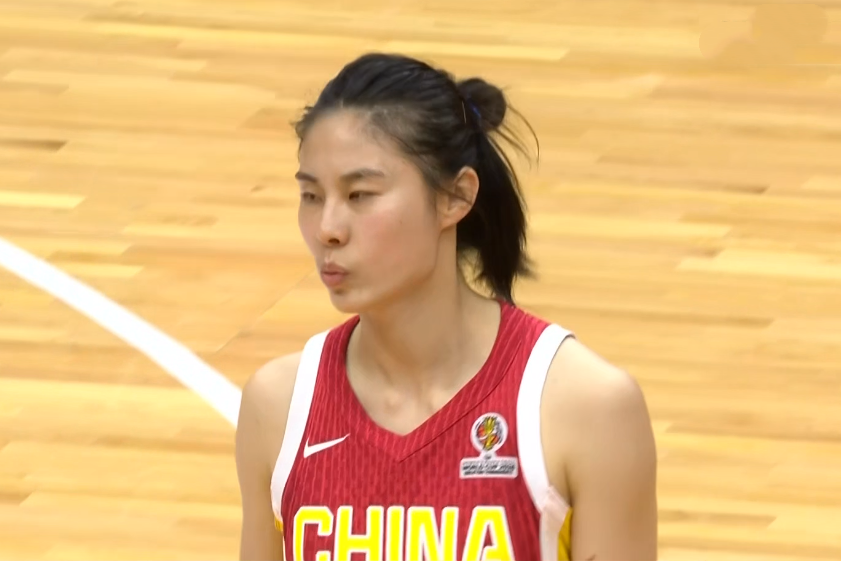 开云体育官网-中国女篮险胜捷克，王思雨末节连砍9分拒绝逆转，张子宇4分2篮板
