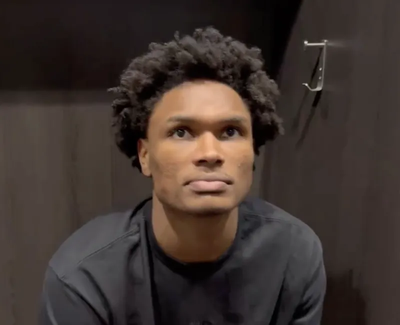 阿门谈申京：我觉得没人能防住他，不希望他过早满足于现状