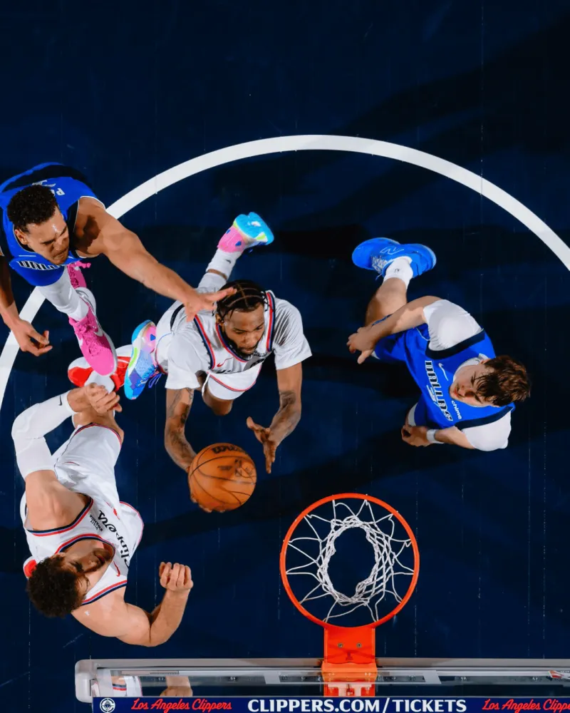 开云体育下载-泰伦-卢：每一场比赛都相当于附加赛，我们只是努力稳住局势